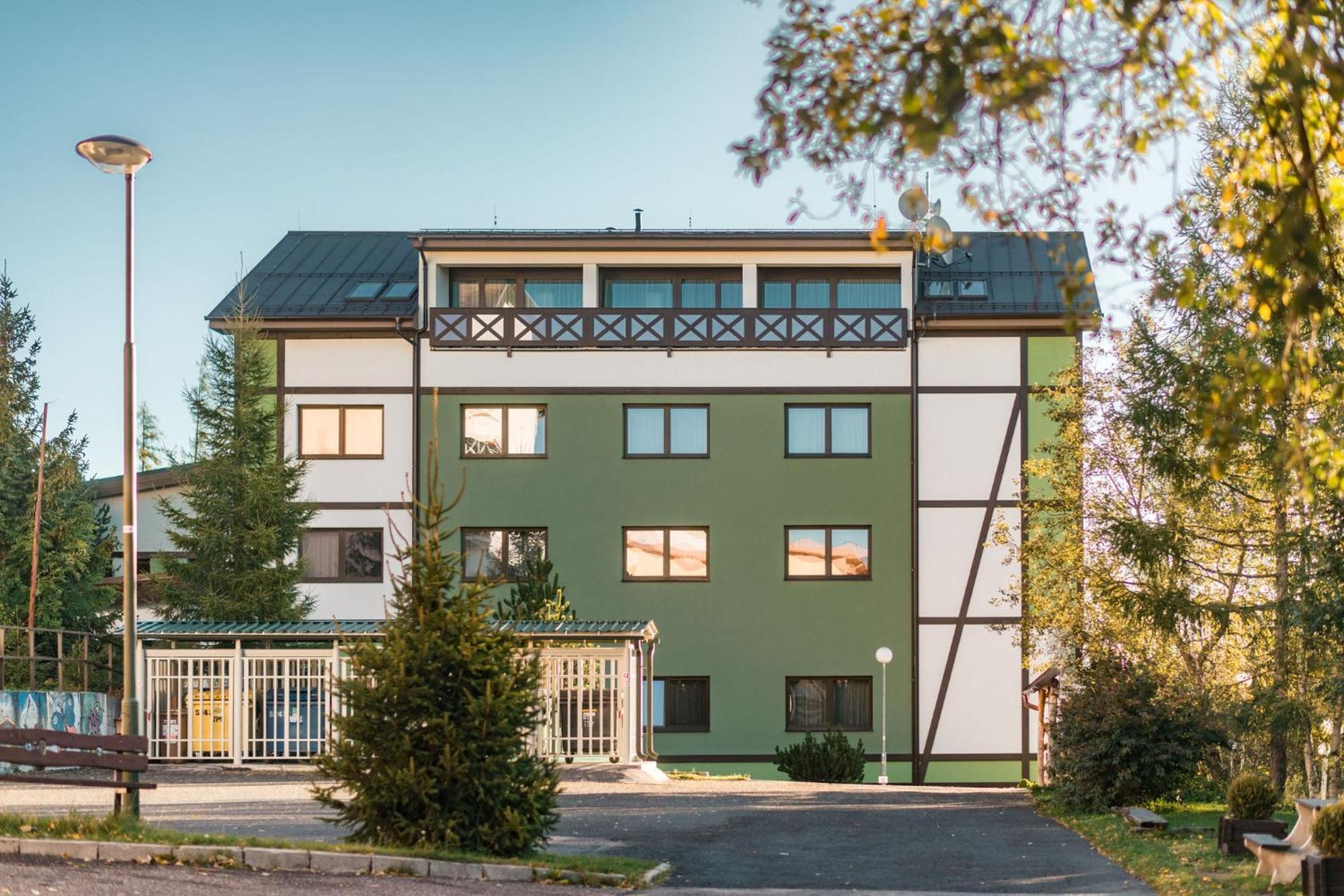 Apartmanovy Dom Familia Smokovec Wysokie Tatry Zewnętrze zdjęcie